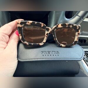 Freyrs eyewear Tortoiseshell Square Sunglasses - Brown Lenses